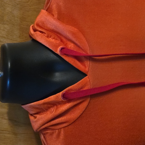 Star Wars Her Universe Padme Amidala Handmaiden Orange Hoodie Size Medium - Picture 2 of 5